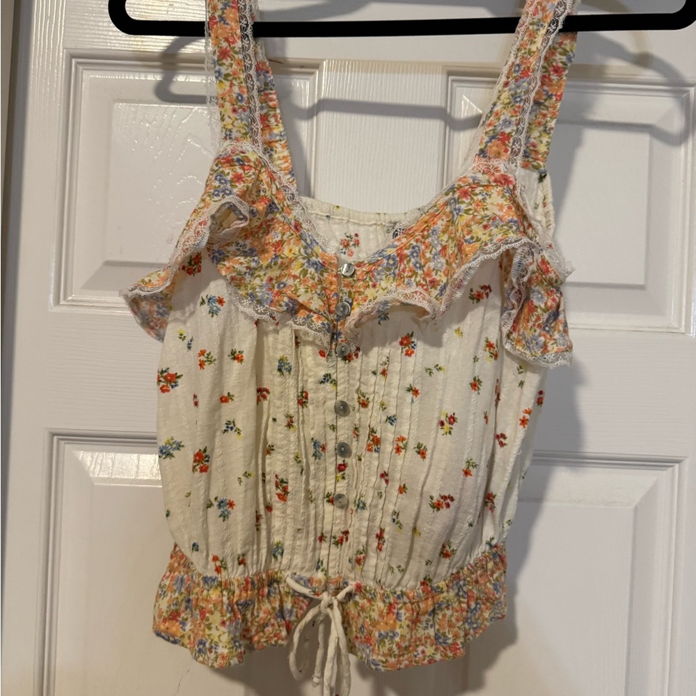 American Eagle Outfitters Floral Ruffle Blouse Size Medium